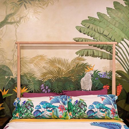 Artistic Flat Next To Ruzafa Welcome To The Jungle Valencia Kültér fotó