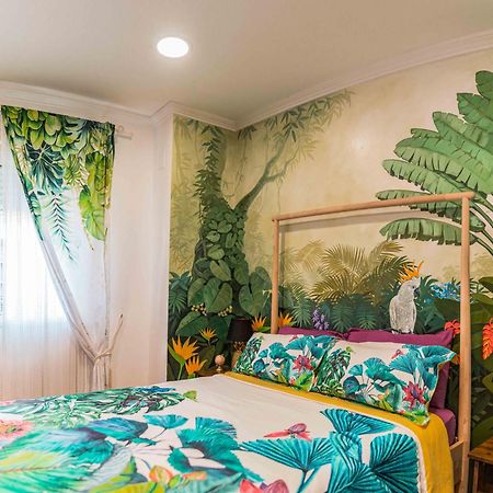 Artistic Flat Next To Ruzafa Welcome To The Jungle Valencia Kültér fotó